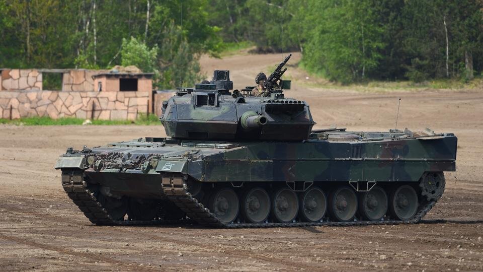 Norway Gives The Ukrainians Leopard Tanks