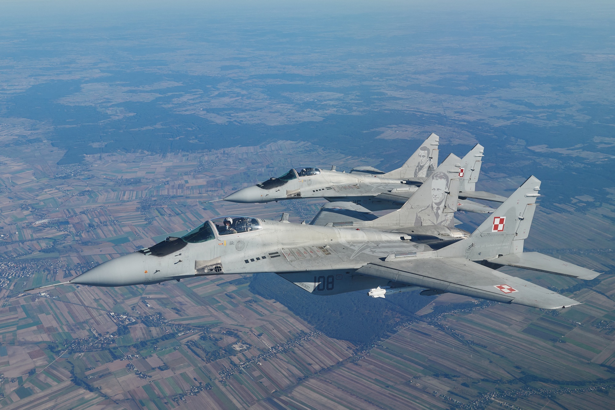 Poland Asks German Approval For Ukraine's Purchase Of Obsolete Fighter Jets