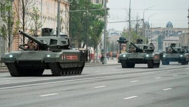 Russian T-14 Armata Battle Tank Debuts in Ukraine