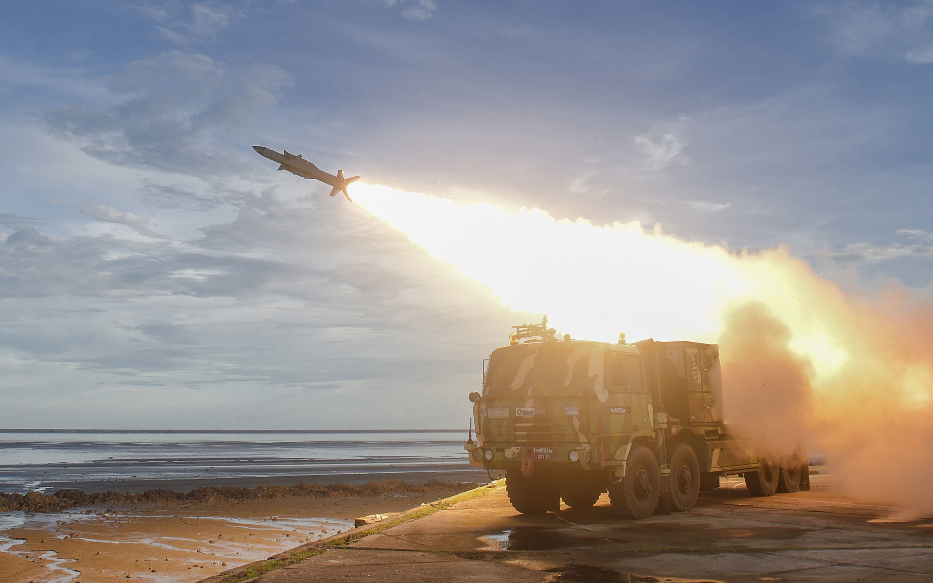DRDO's Milestone: New Generation AKASH Missile Successfully Tested Off Odisha Coast