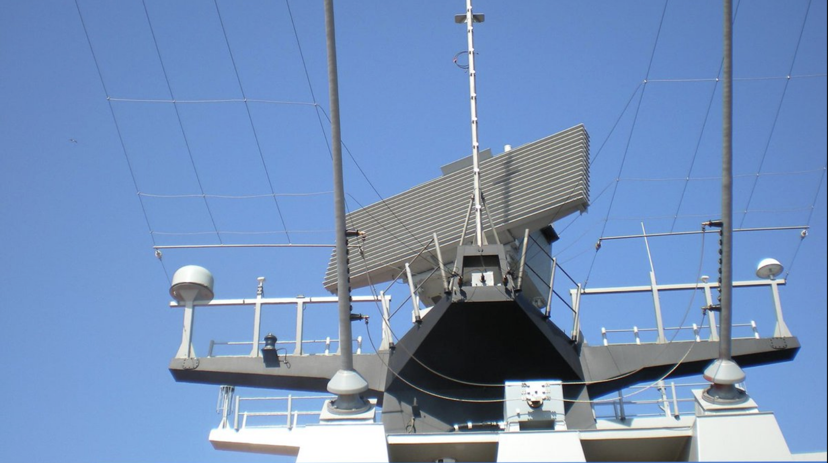 3D naval air surveillance radar