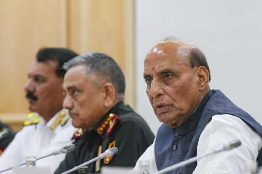 India Achieves ₹1.2 Lakh Crore Defence Self-Reliance
