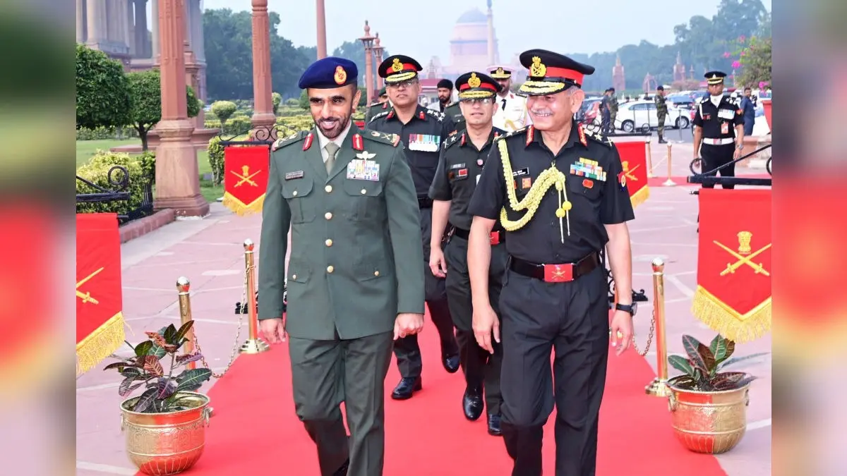 UAE Land Forces Commander Visits India