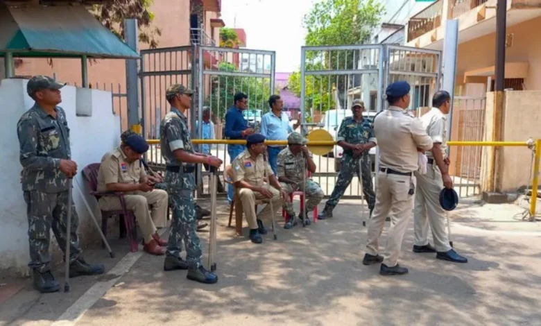 2,500 Kg of Suspected Explosives Found at J&K Doctor’s Residence in Faridabad