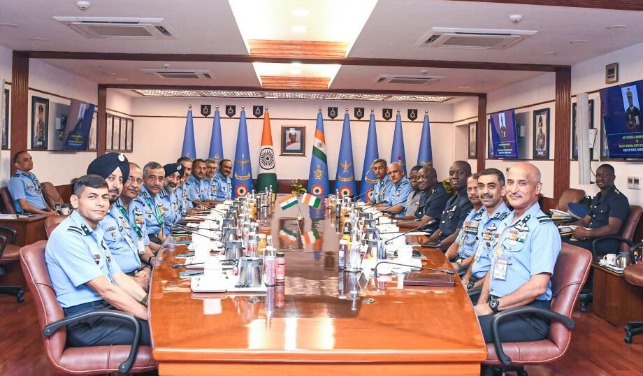 IAF Chief Meets Ivorian Air Force Commander for Defence Cooperation Talks