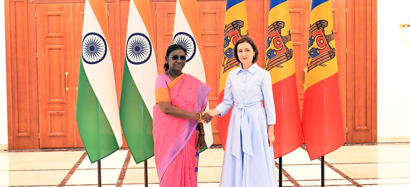 President Murmu Accorded Ceremonial Welcome in Moldova During Historic State Visit