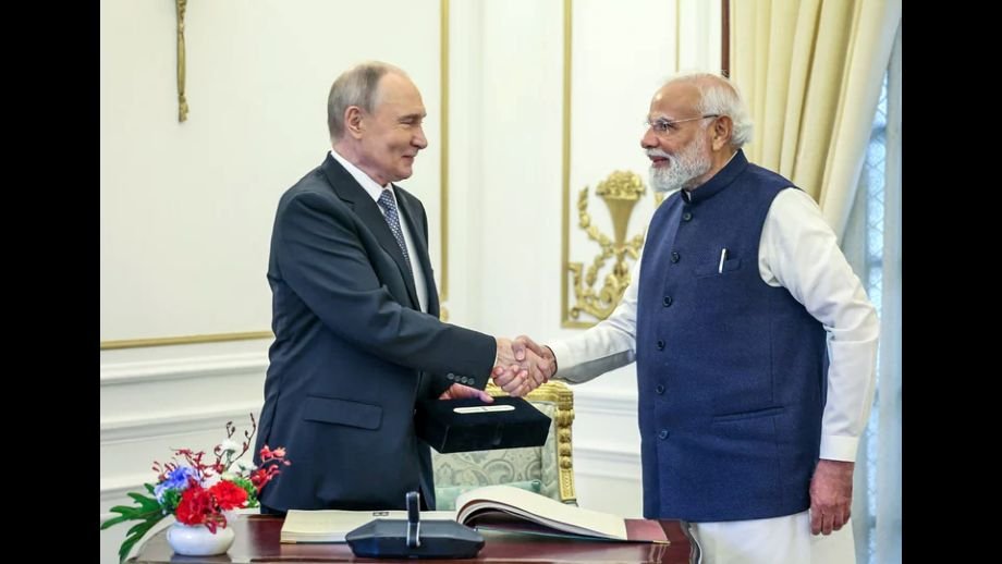 India and Russia Strengthen Strategic Partnership with $100 Billion Trade Vision