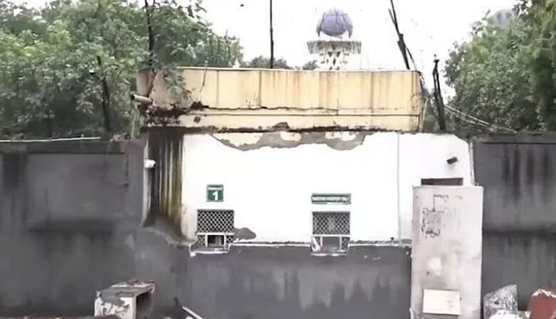 India Removes Security Barriers Outside Pakistan High Commission in New Delhi