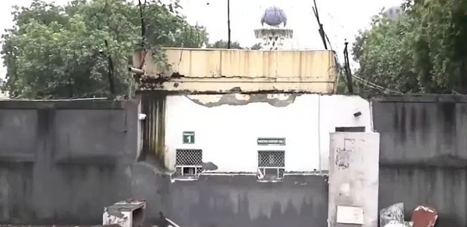 India Removes Security Barriers Outside Pakistan High Commission in New Delhi
