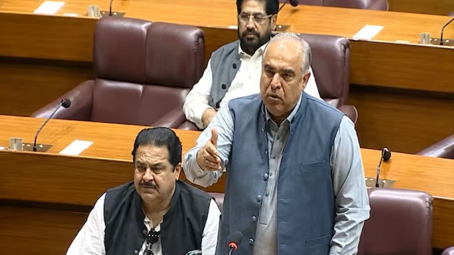 Pakistani MP Raises UAE Hotel Allegation, Seeks Diplomatic Clarification