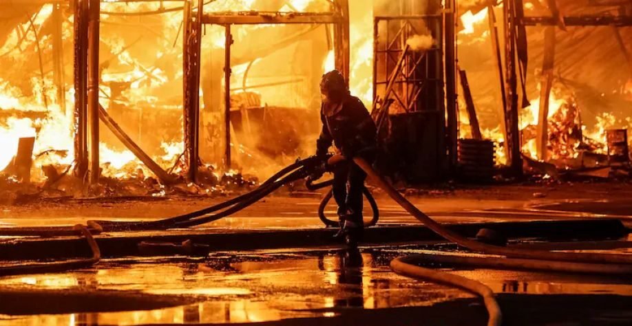 Russian Attack Damages Lakshmi Mittal-Linked Steel Facility in Ukraine