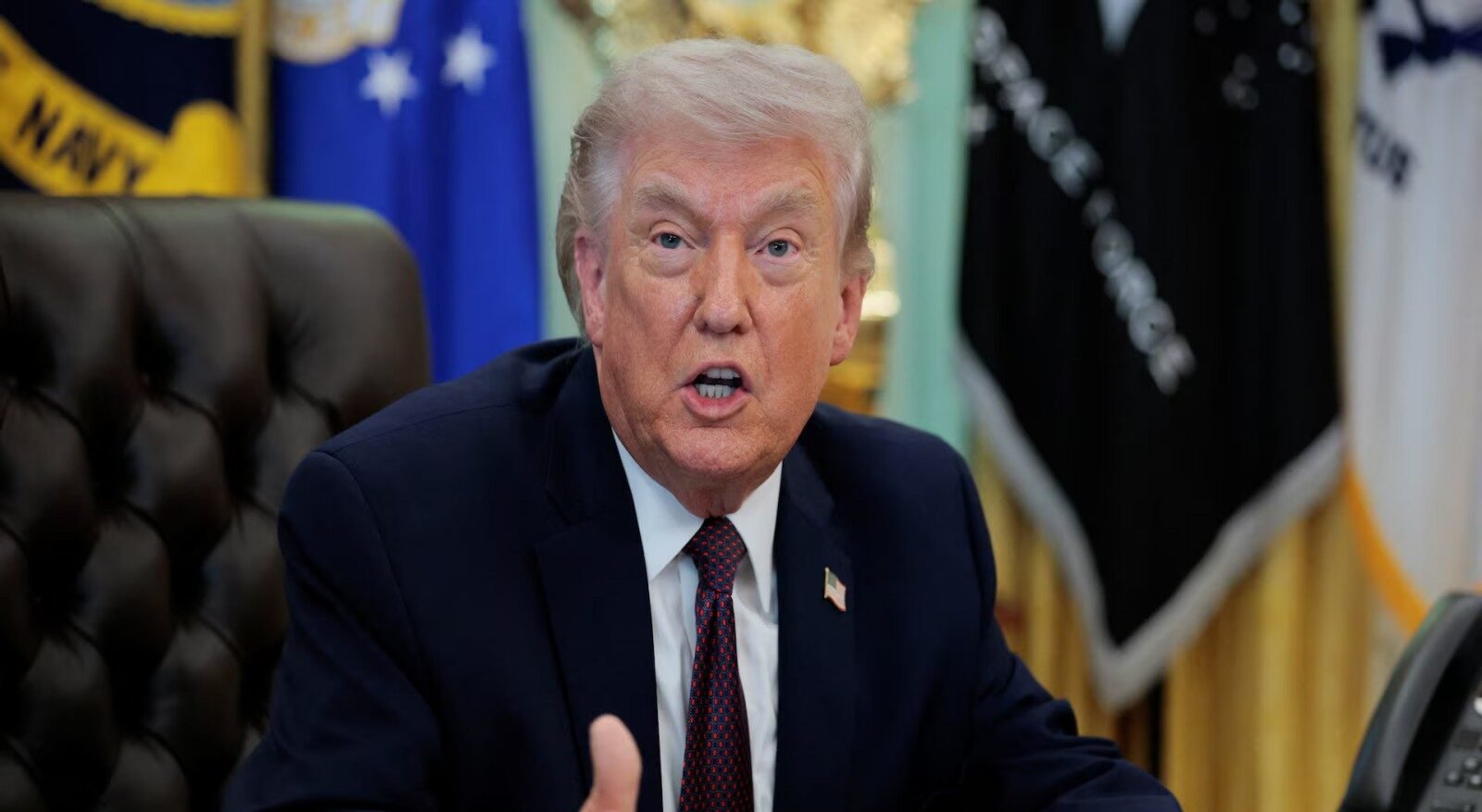 Trump Secretly Left Turkey on C-32A Military Aircraft Amid Reported Iranian Threat