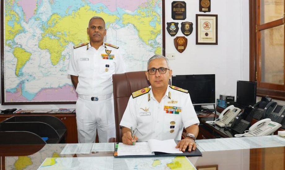 Vice Admiral Manish Chadha Assumes Charge as Director General Naval Operations