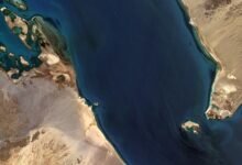Yemen Conflict Intensifies as Houthis Battle Saudi-Backed Forces Near Red Sea Gateway