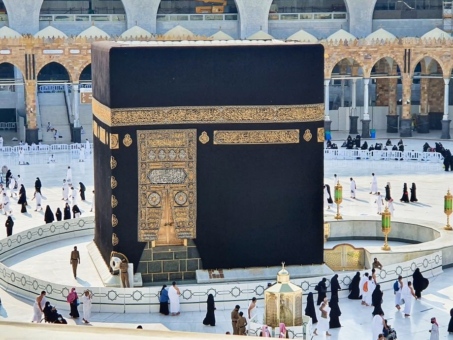 Drone Intercepted Near Mecca as Saudi-Houthi Tensions Escalate
